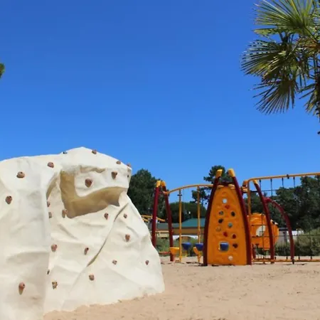 Climatisé Animaux Ok - 7 Pers. - Api-1-52-2393 Camping *